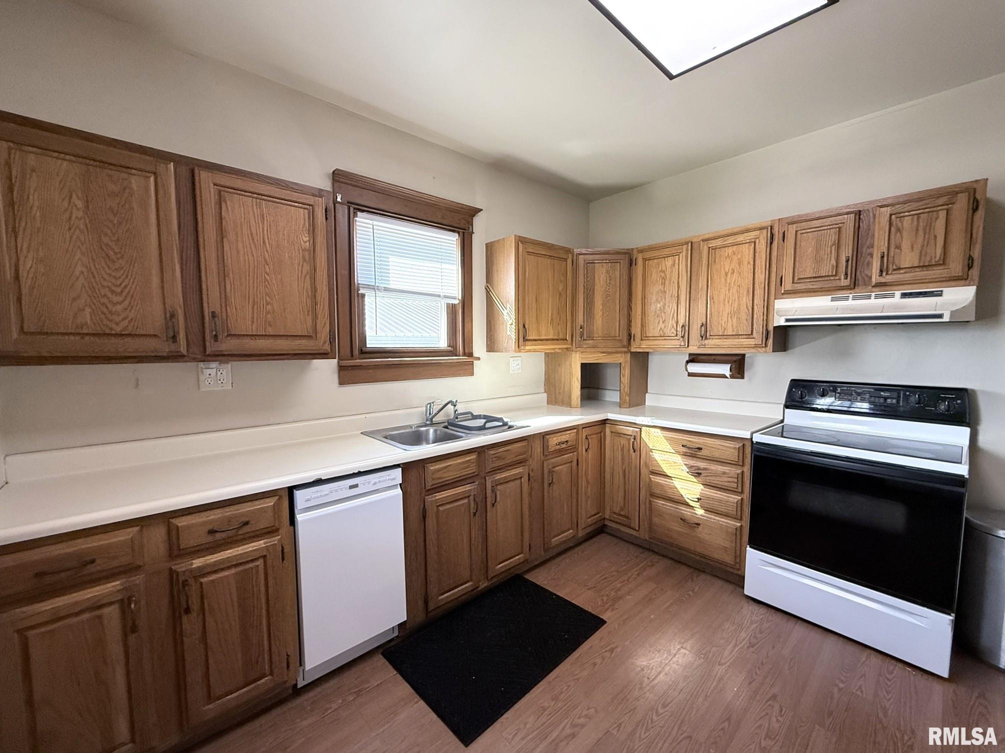 212 Academy Street Cameron, IL 61423 - Photo 31 of 56