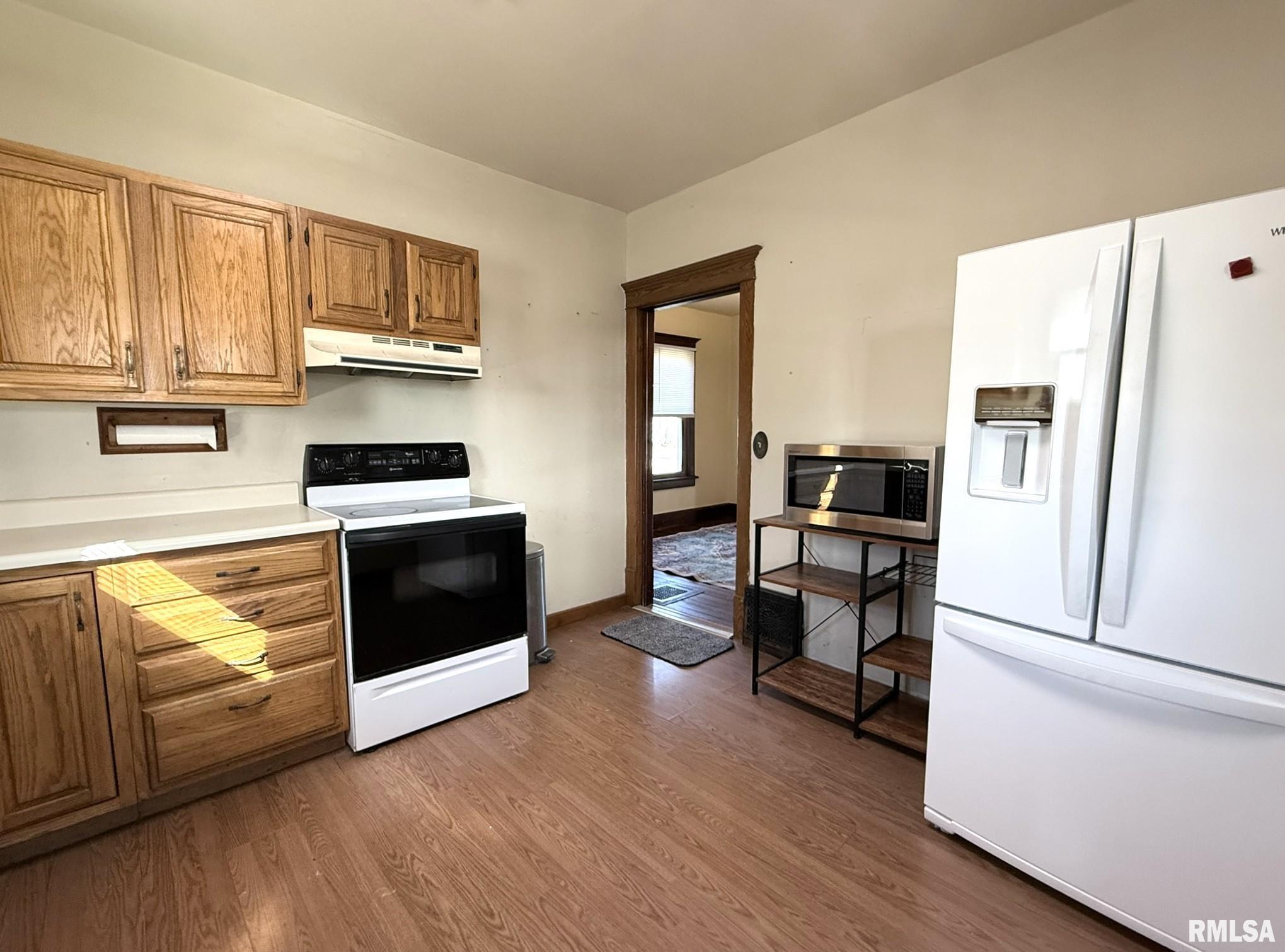 212 Academy Street Cameron, IL 61423 - Photo 32 of 56