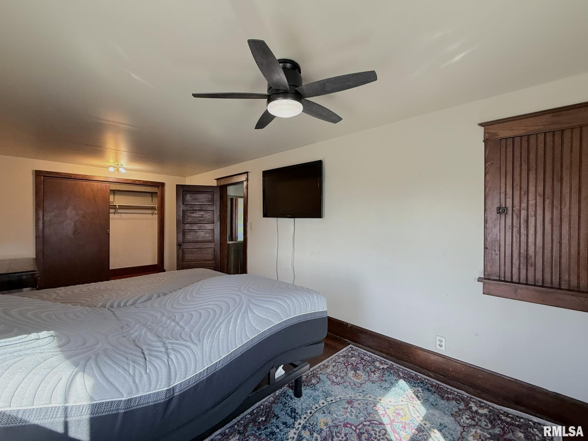 212 Academy Street Cameron, IL 61423 - Photo 40 of 56