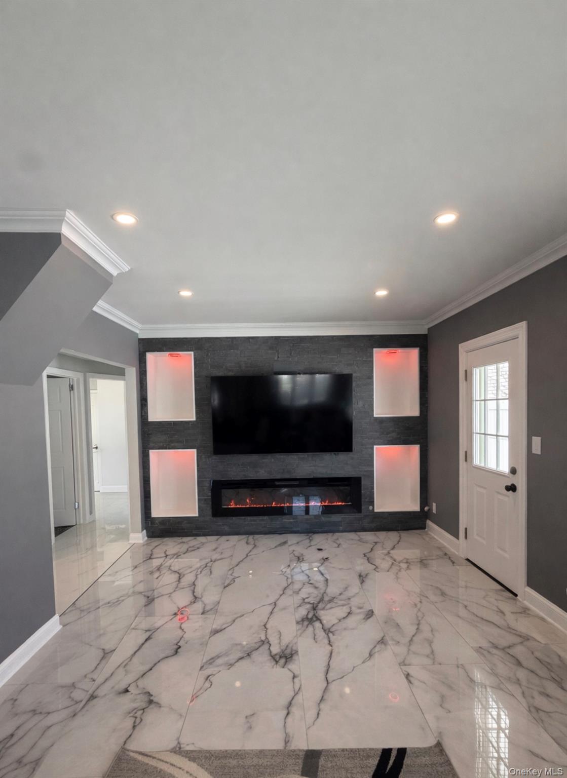 56 Beverly Road Merrick, NY 11566 - Photo 3 of 10