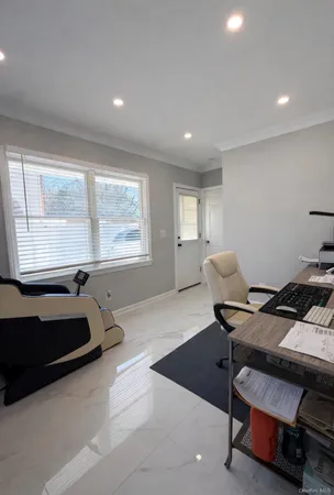 $4,900 | 56 Beverly Road, Merrick, NY 11566