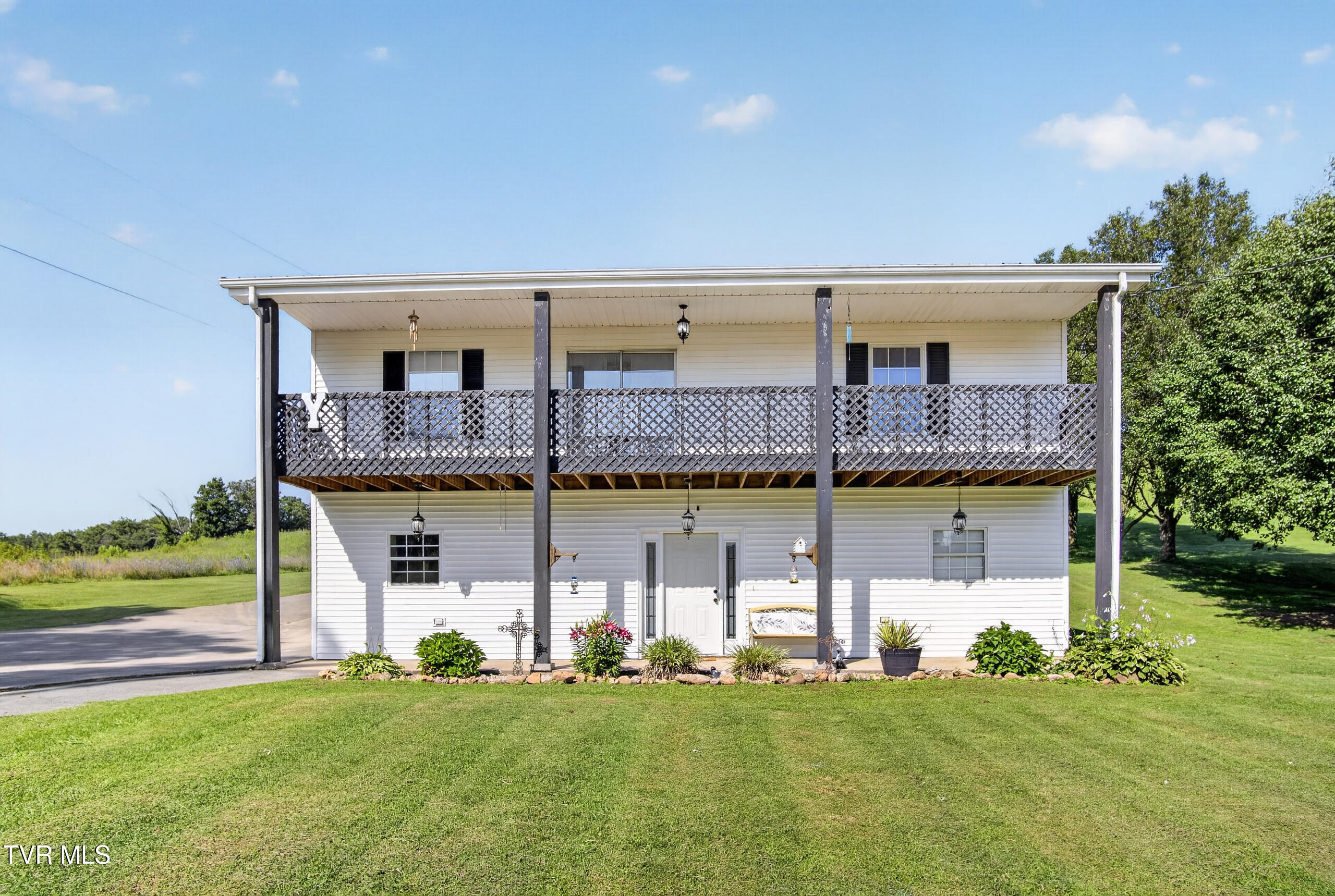 6196 Poplar Springs Road Greeneville, TN 37743 - Photo 1 of 59 DSC00686