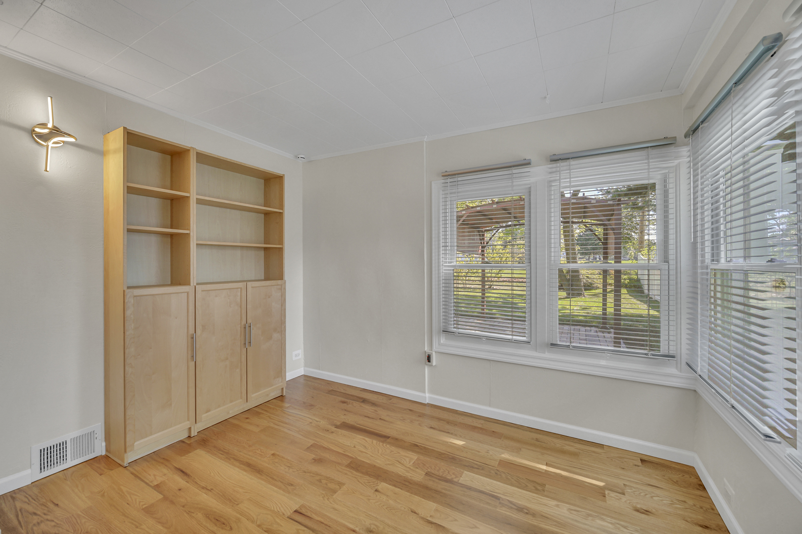 1101 Anthony Road Wheeling, IL 60090 - Photo 12 of 27 Gallery Image 12