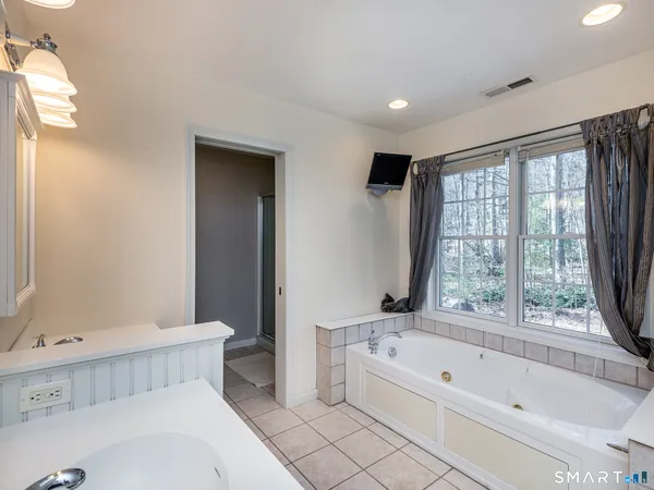 $985,000 | 3 Weldon Court, Goshen, CT 06756