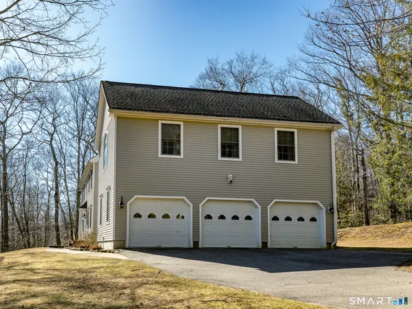 $985,000 | 3 Weldon Court, Goshen, CT 06756