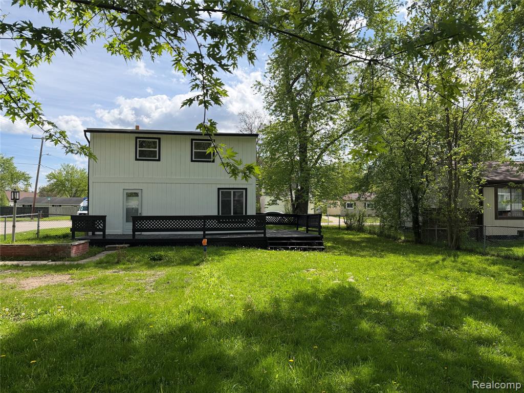 22851 Colgate Street Farmington, MI 48336 - Photo 4 of 22