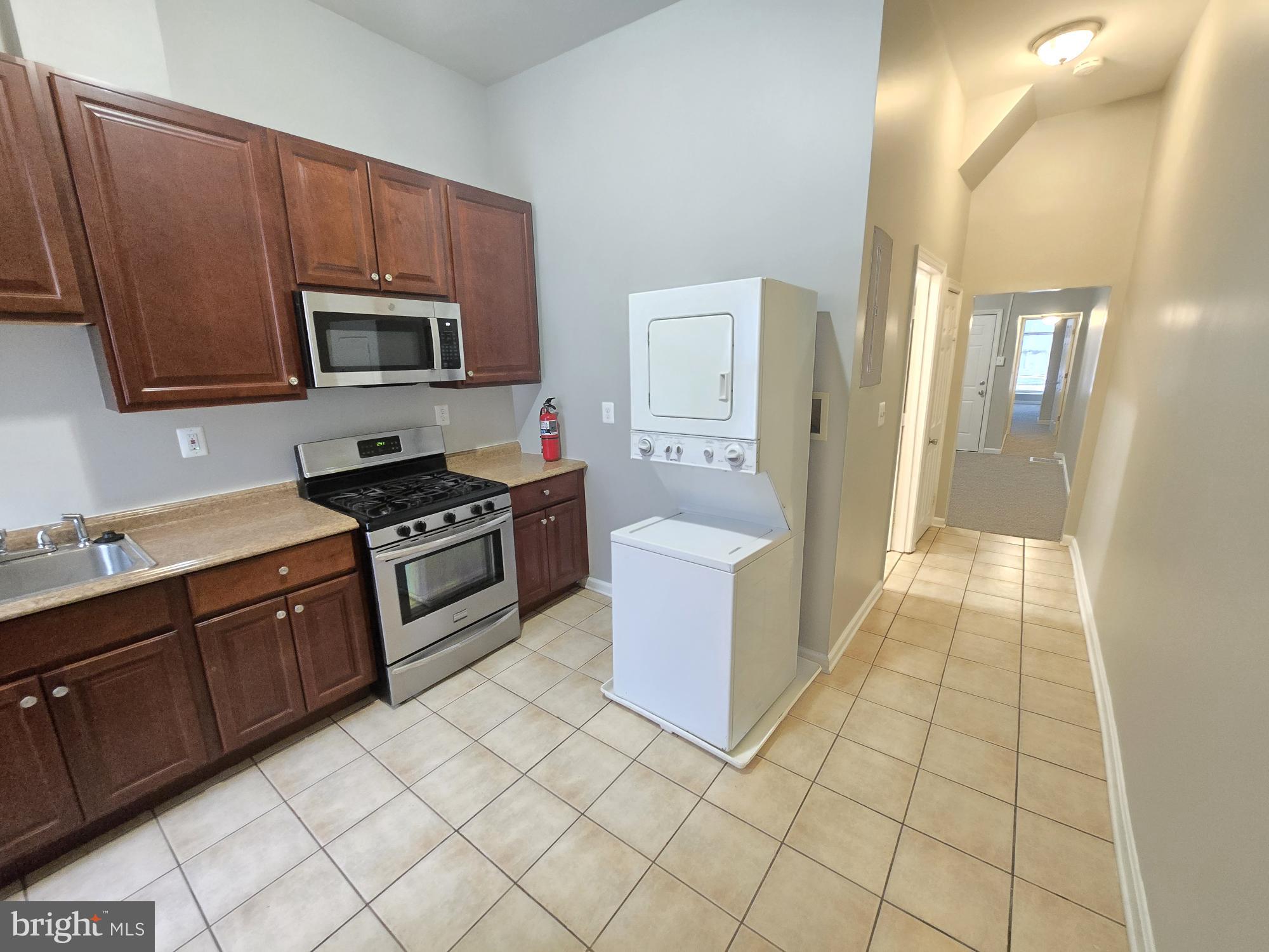 2018 McCulloh Street, Unit A Baltimore, MD 21217 - Photo 3 of 11