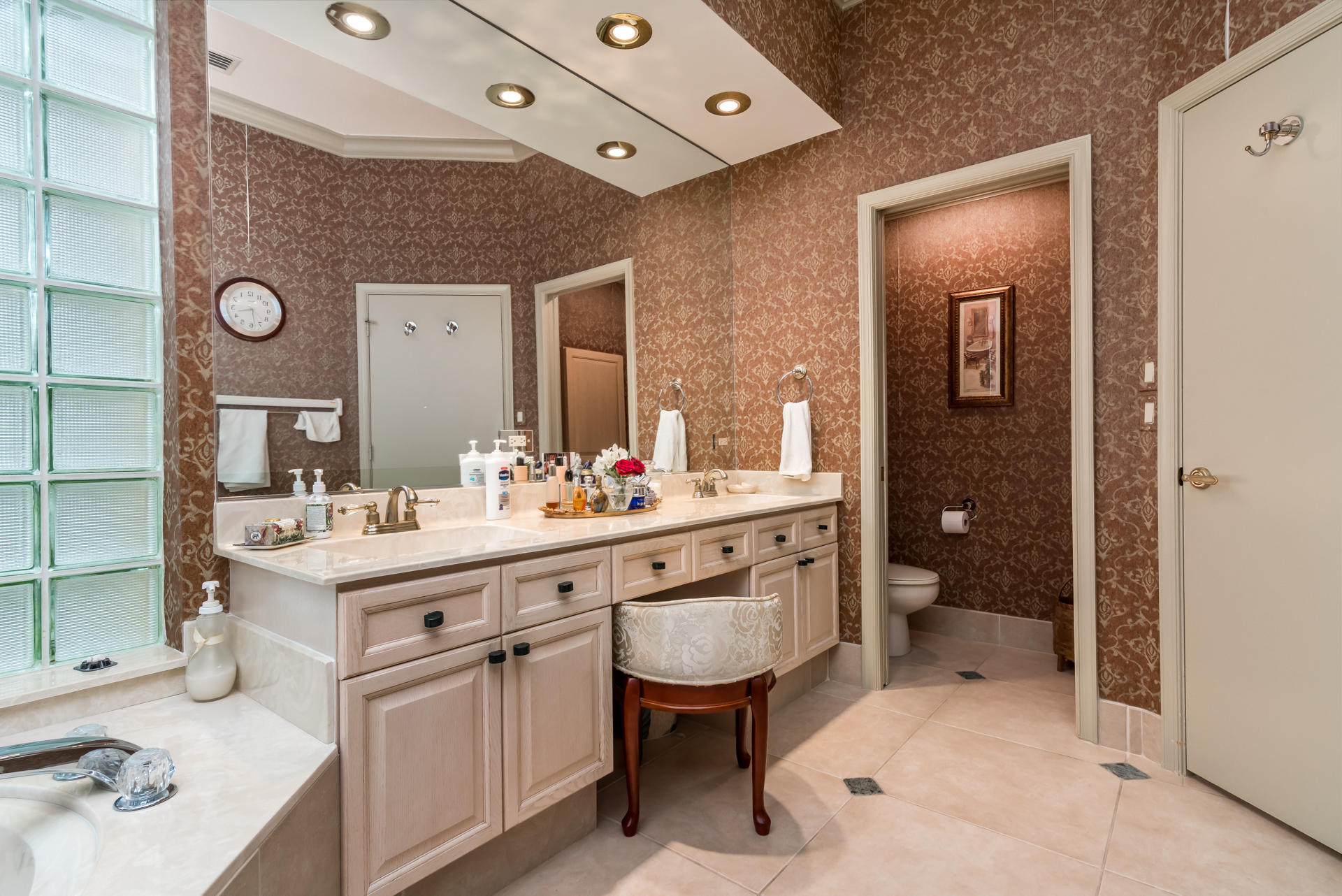 2391 Northwest 66th Drive Boca Raton, FL 33496 - Photo 13 of 23 photo-5