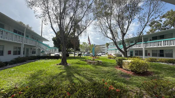 $1,500 | 319 Newport V, Deerfield Beach, FL 33442