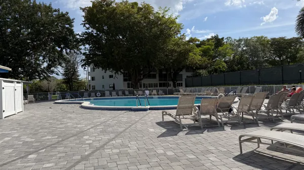 $1,500 | 319 Newport V, Deerfield Beach, FL 33442