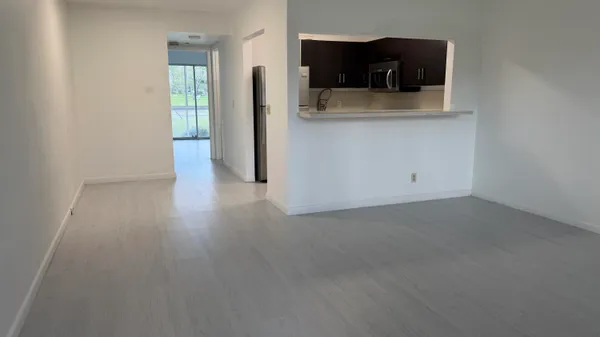 $1,500 | 319 Newport V, Deerfield Beach, FL 33442