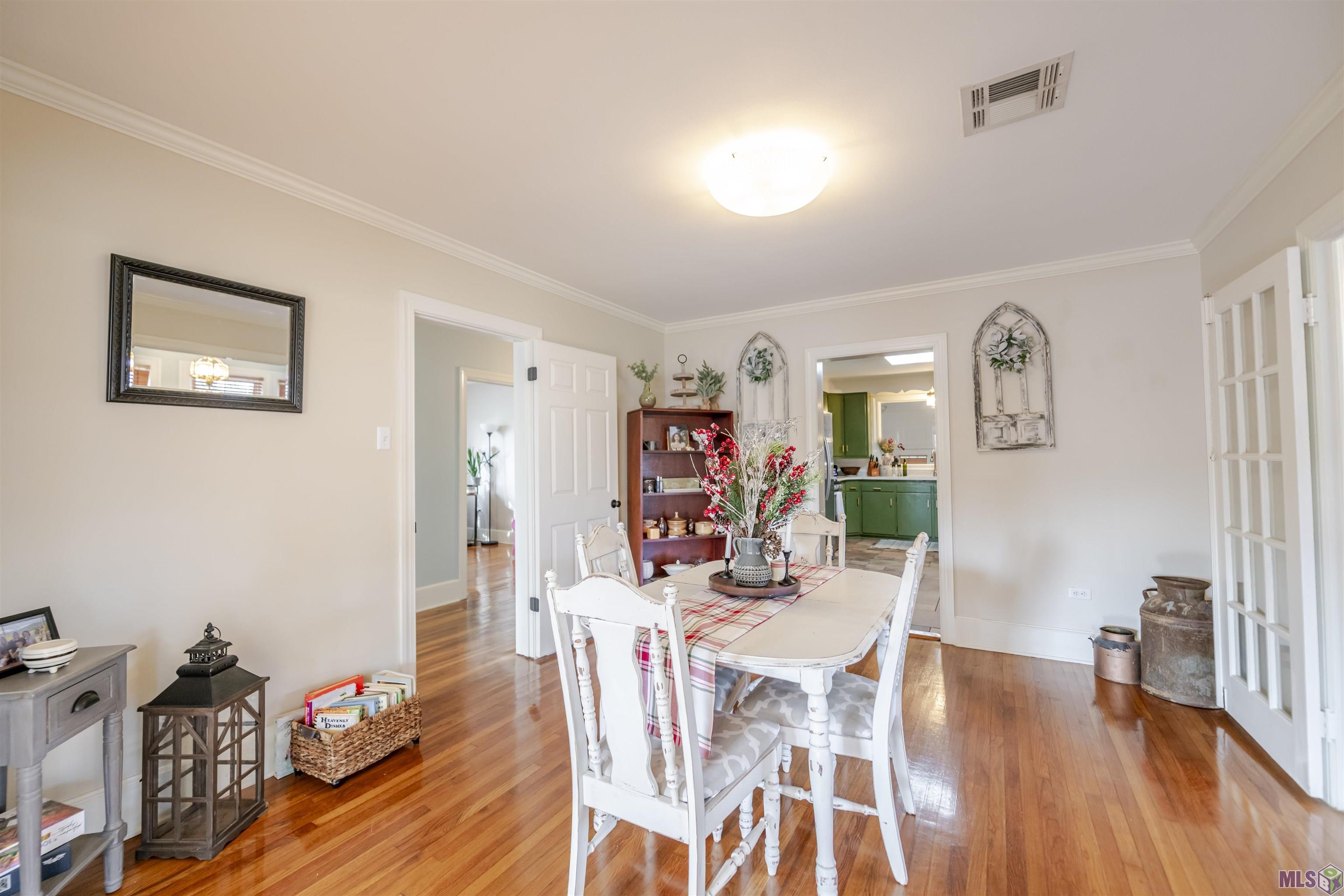 206 Coulon Road Thibodaux, LA 70301 - Photo 4 of 19 Dining Room