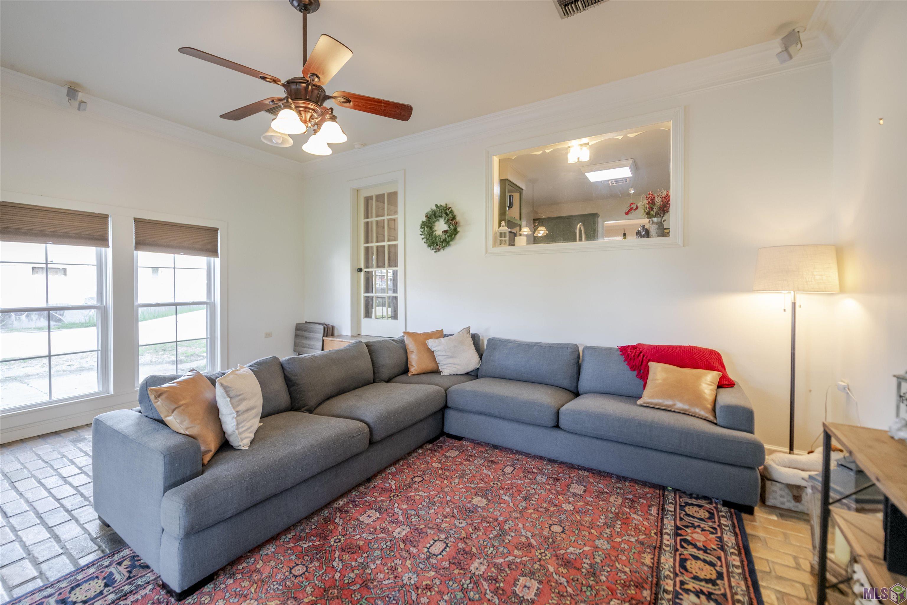 206 Coulon Road Thibodaux, LA 70301 - Photo 9 of 19 Family Room View 2