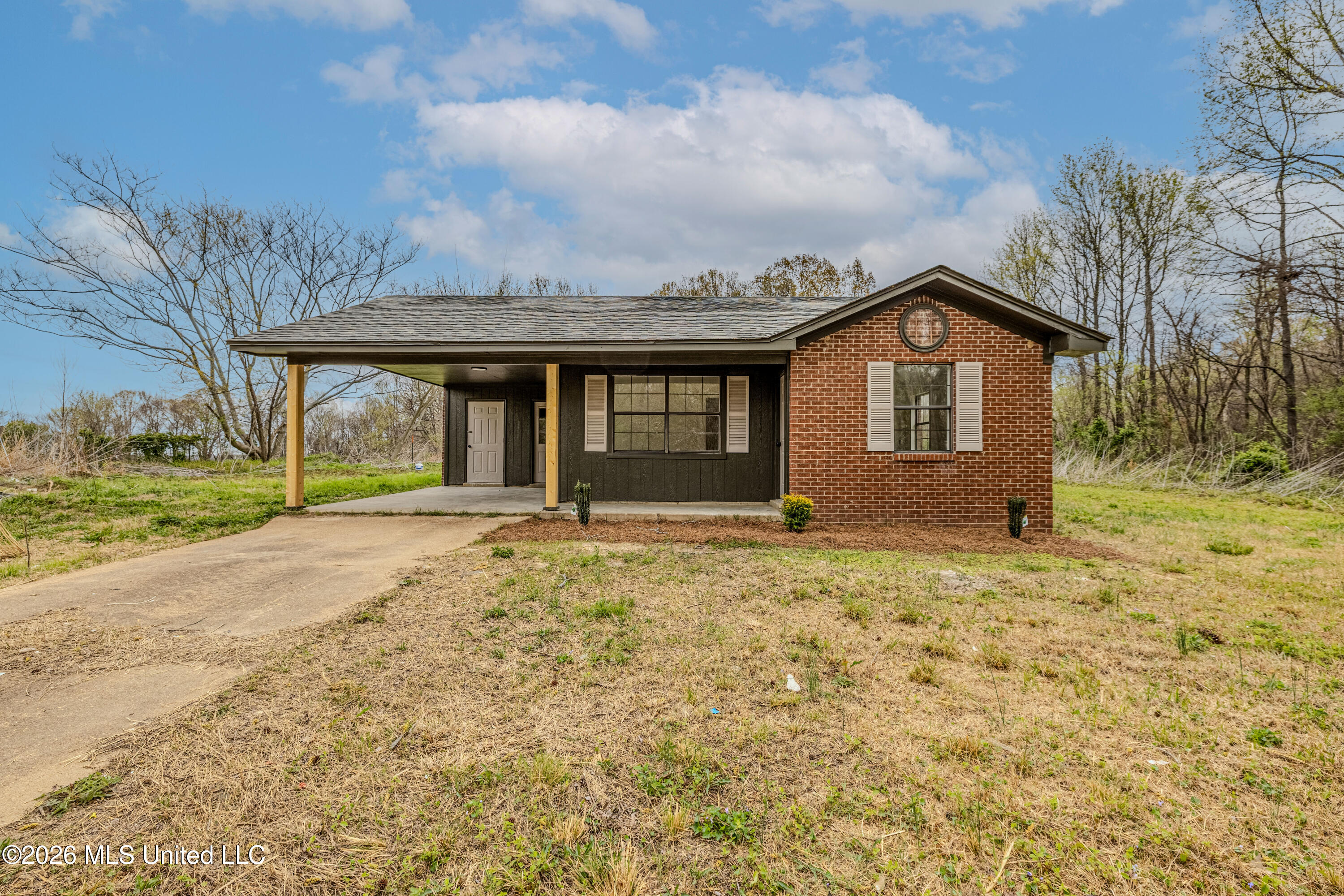 3448 Prichard Road Coldwater, MS 38618 - Photo 1 of 25 Front