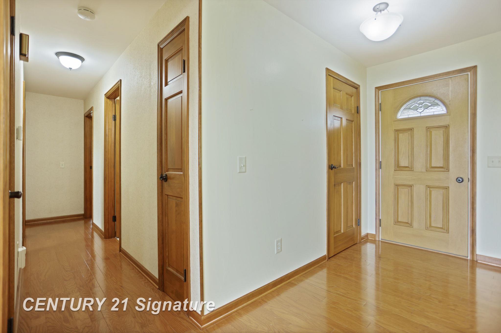 2177 Jarabec Road Saginaw, MI 48609 - Photo 20 of 57 50141508-88536ff0-147c-4108-8e35-5b65b6eed2c1.JPG