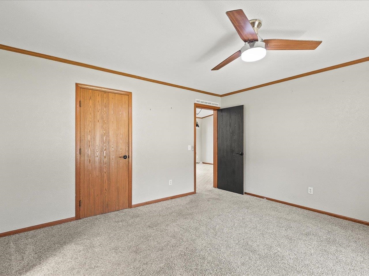 8686 Dutch Elm Court Roscoe, IL 61073 - Photo 20 of 33 a view of an empty room