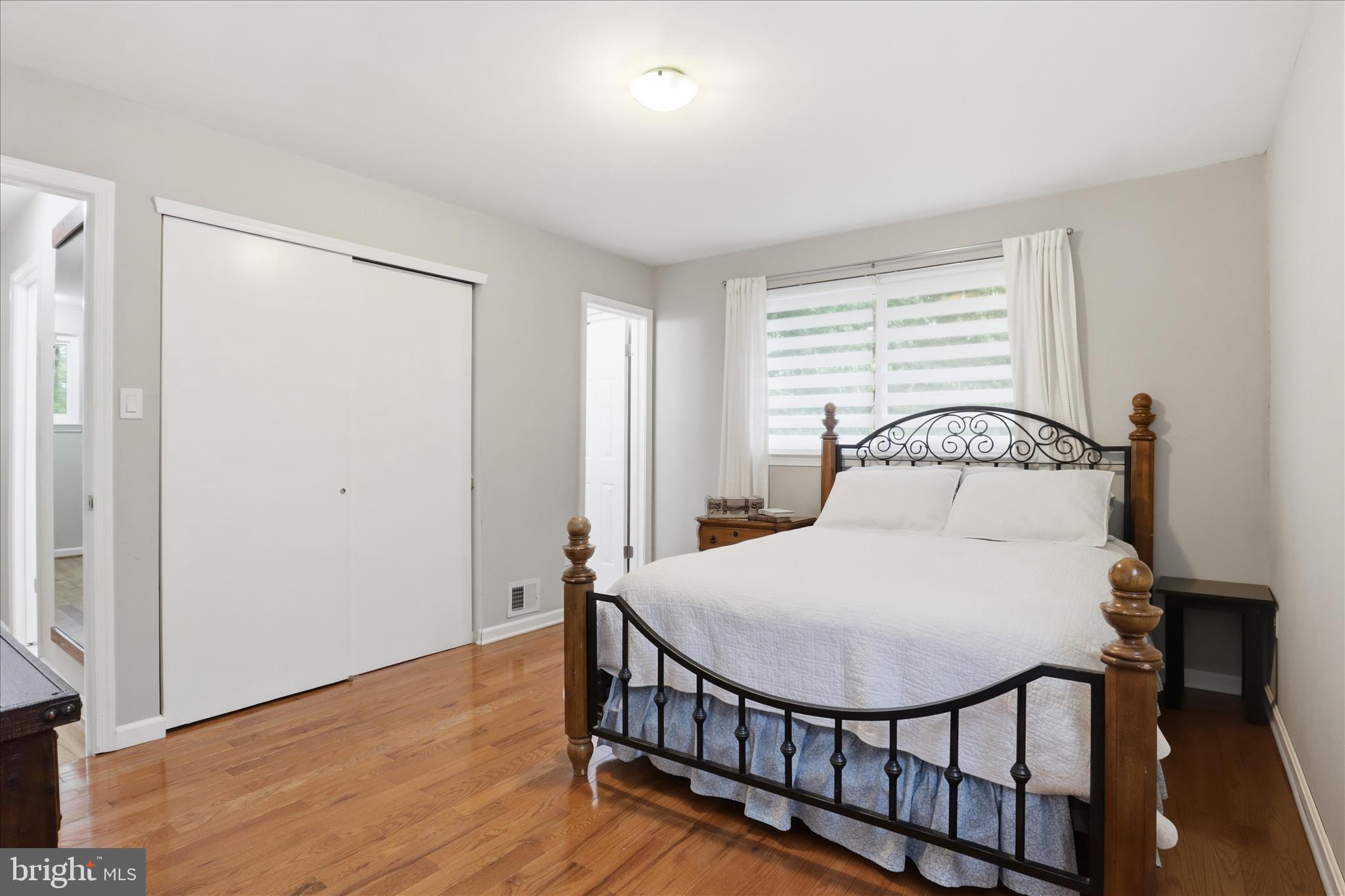 6809 Rolling Road Springfield, VA 22152 - Photo 24 of 50