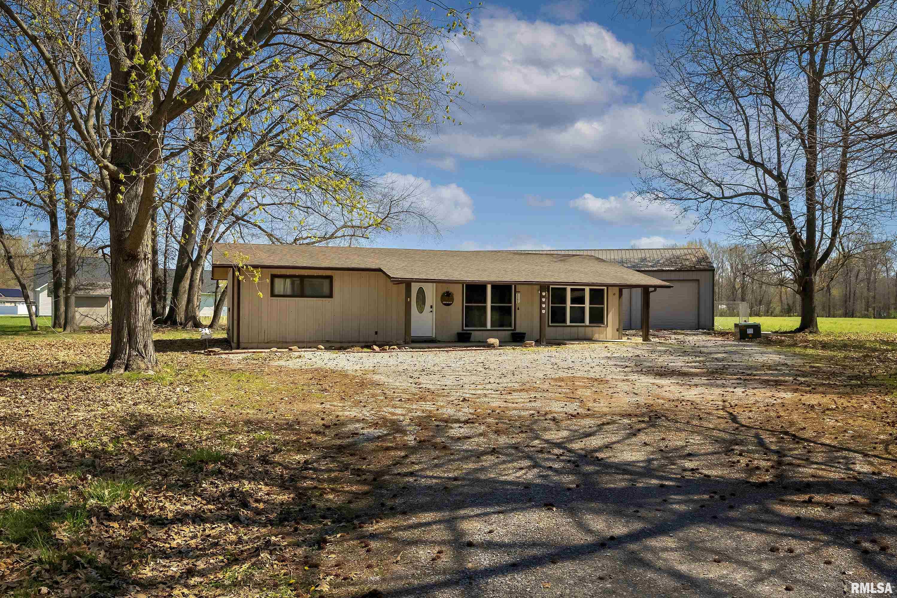 2220 Weaver Road Herrin, IL 62948 - Photo 1 of 36 Gallery Image 1