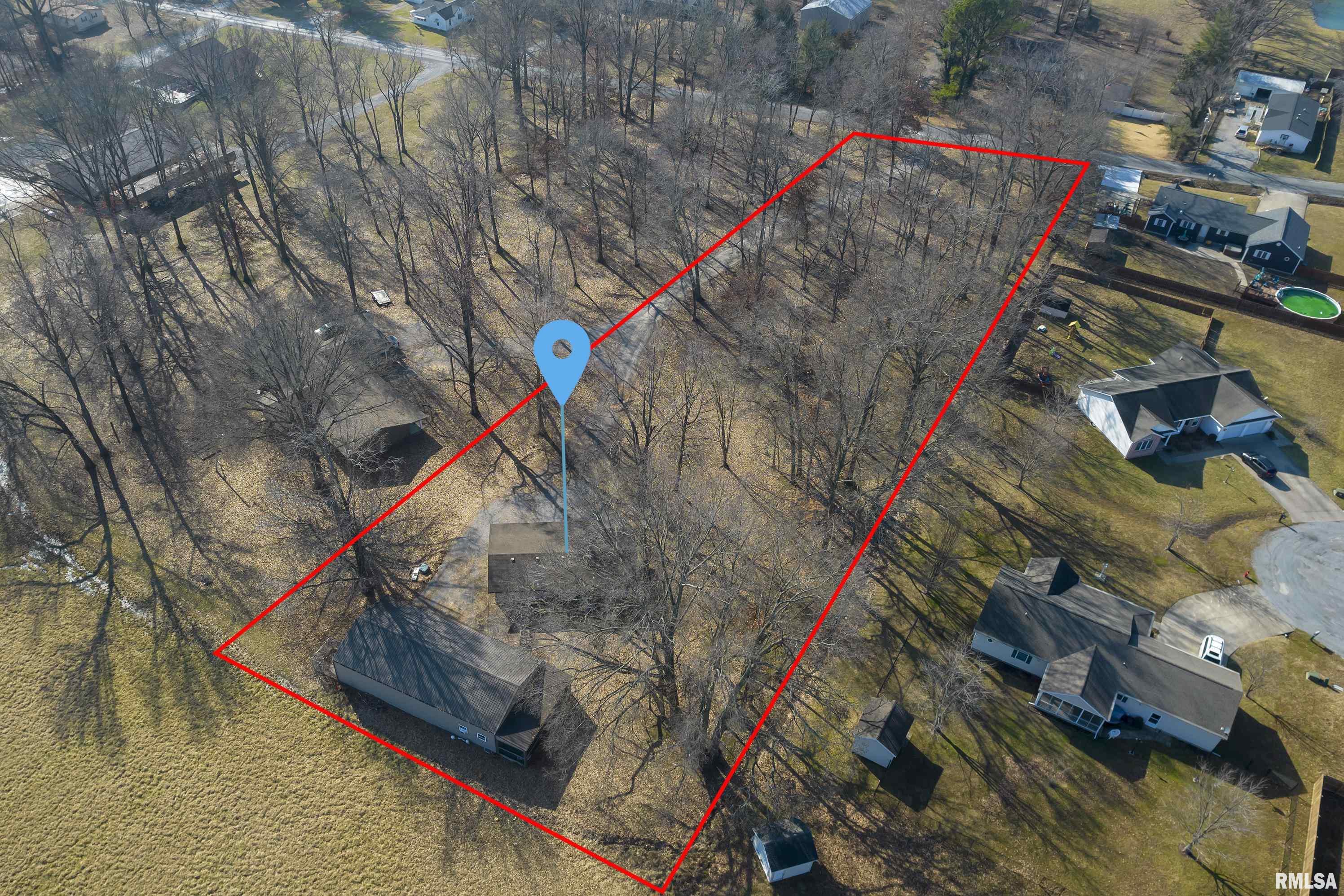 2220 Weaver Road Herrin, IL 62948 - Photo 31 of 36 Gallery Image 31