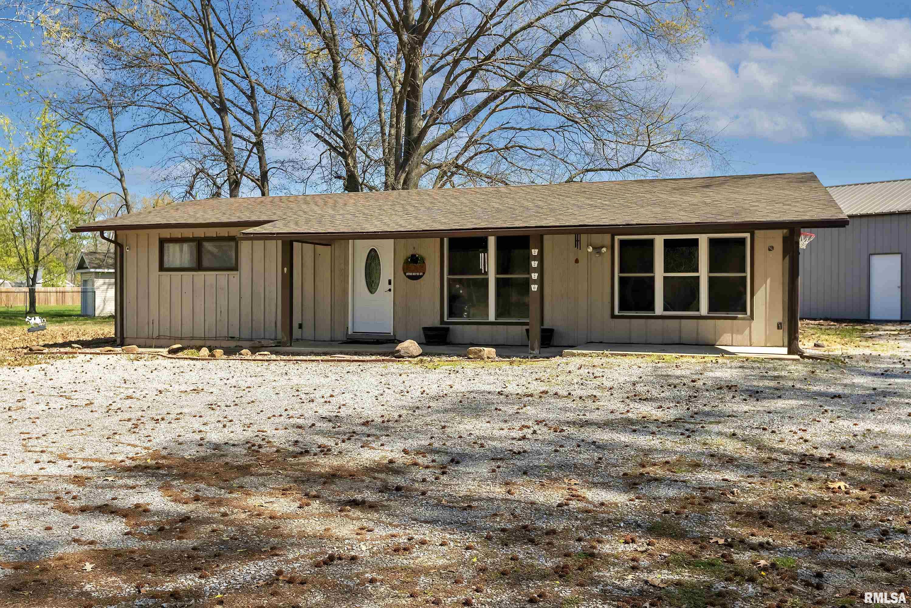 2220 Weaver Road Herrin, IL 62948 - Photo 36 of 36 Gallery Image 36