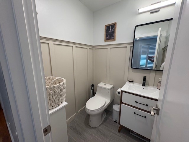242 R Broadway, Unit 1 Somerville, MA 02145 - Photo 12 of 29