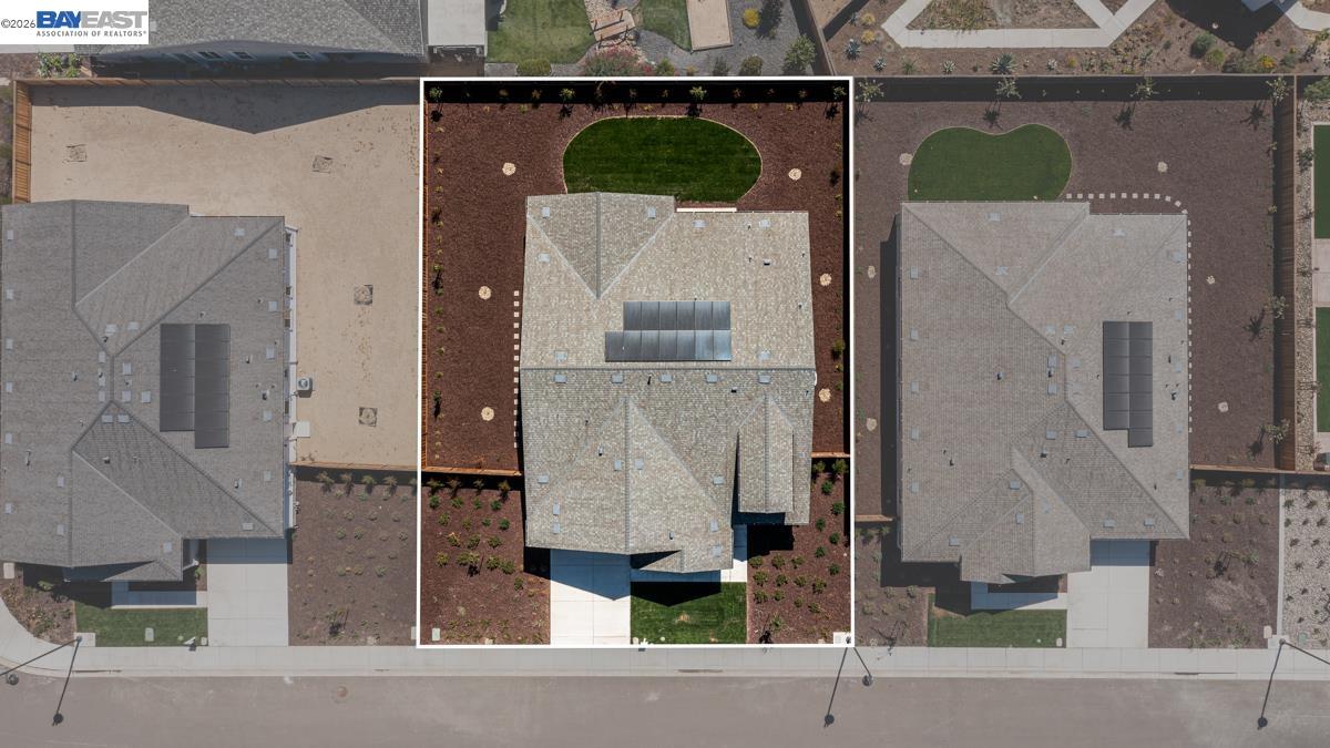 756 Conrad Street Manteca, CA 95336 - Photo 41 of 41 front view of a house with a street