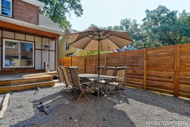 $330,000 | 1019 Calvin Avenue Southeast, Grand Rapids, MI 49506