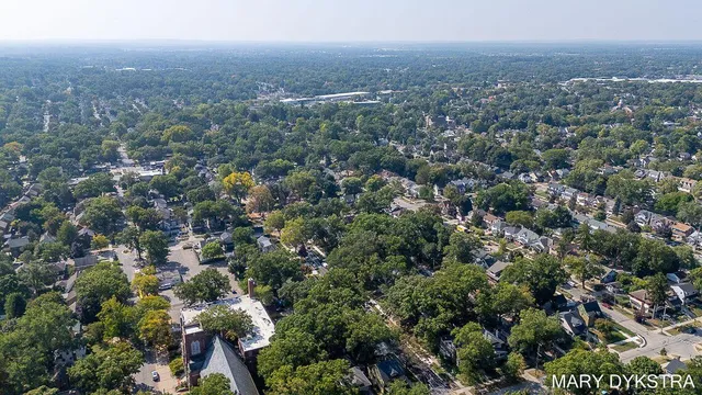 $330,000 | 1019 Calvin Avenue Southeast, Grand Rapids, MI 49506