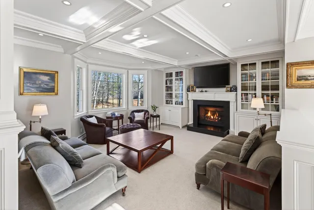 $2,495,000 | 87 Woodville Road, Falmouth, ME 04105