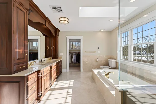 $2,495,000 | 87 Woodville Road, Falmouth, ME 04105