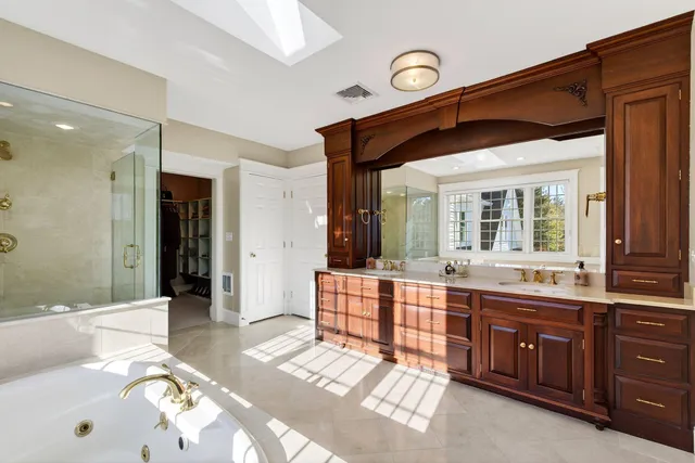 $2,495,000 | 87 Woodville Road, Falmouth, ME 04105