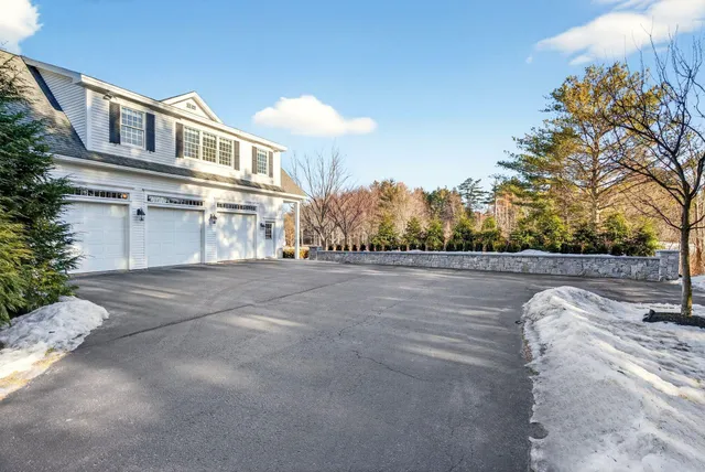 $2,495,000 | 87 Woodville Road, Falmouth, ME 04105