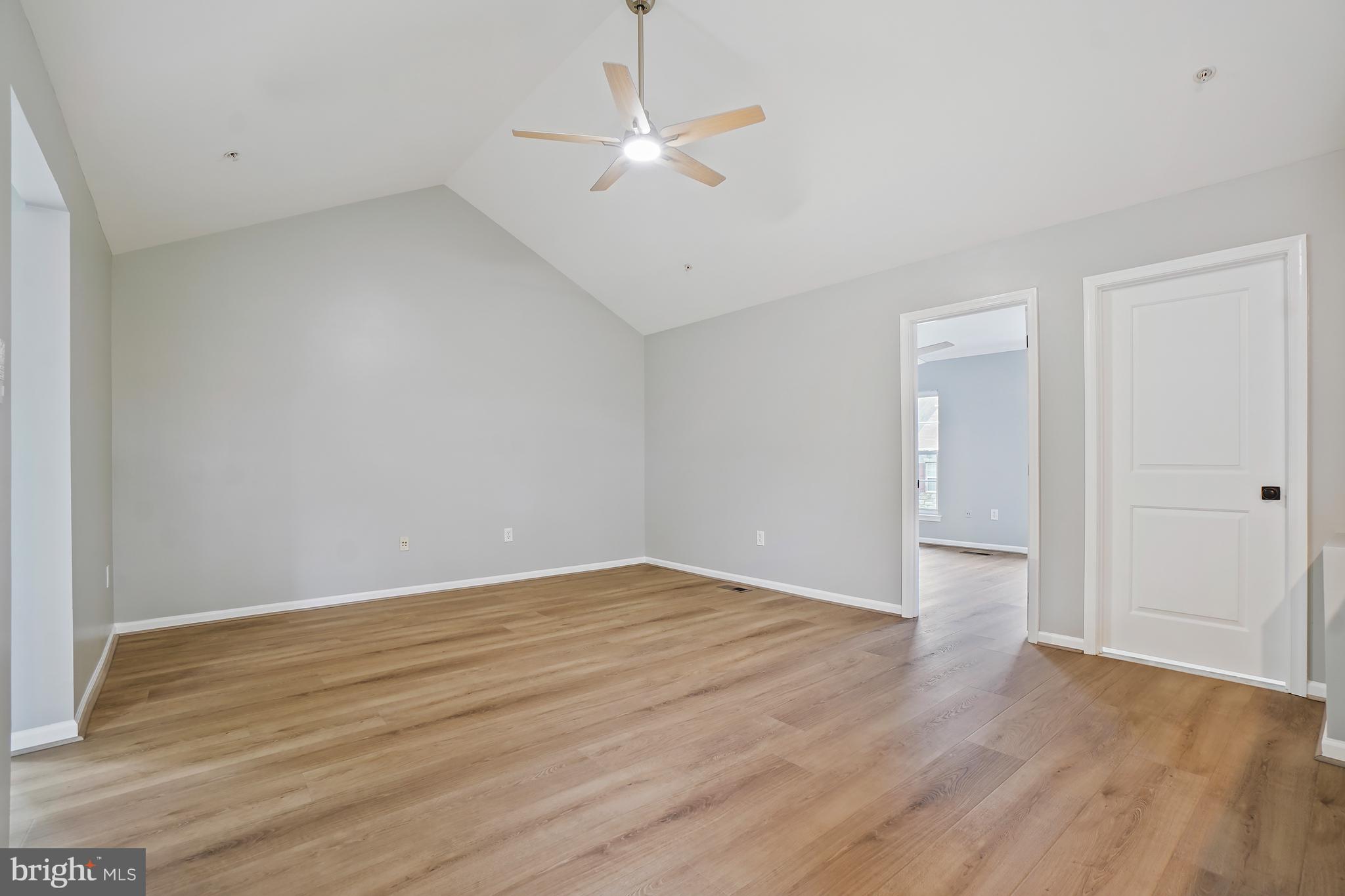 23416 Clarksridge Road Clarksburg, MD 20871 - Photo 20 of 30 Family Room Top Level
