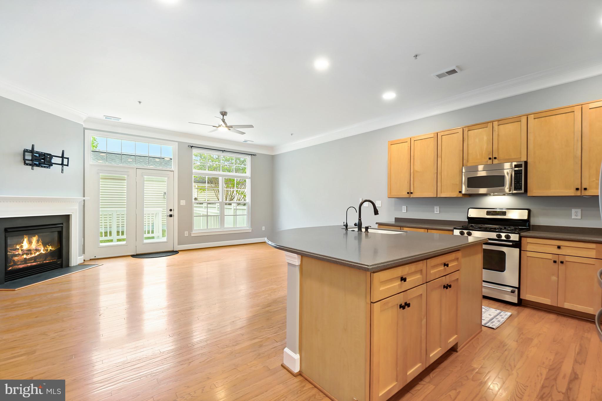 23416 Clarksridge Road Clarksburg, MD 20871 - Photo 5 of 30 Kitchen