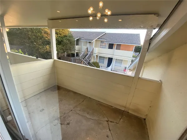 $1,200 | 1011 Ennis Joslin Road, Unit 212, Corpus Christi, TX 78412