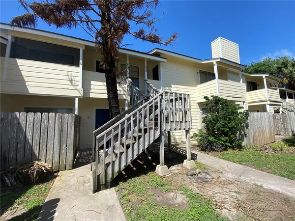 $1,200 | 1011 Ennis Joslin Road, Unit 212, Corpus Christi, TX 78412