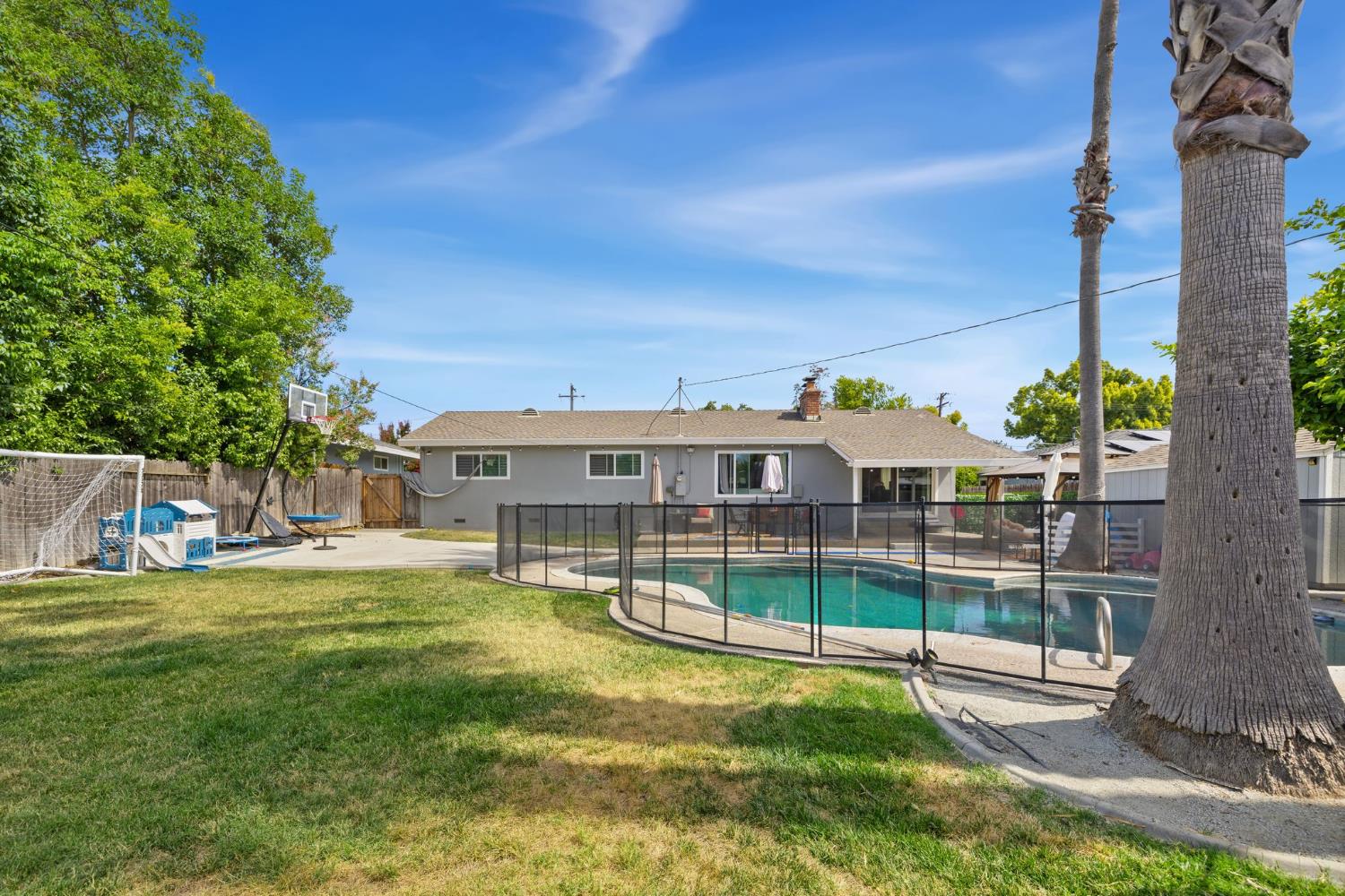 5222 Locust Avenue Carmichael, CA 95608 - Photo 24 of 26