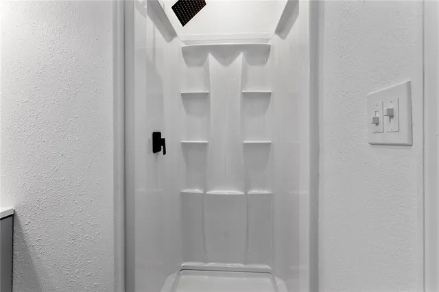 $184,500 | 15103 East Truman Road, Independence, MO 64050