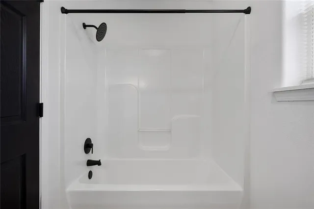 $184,500 | 15103 East Truman Road, Independence, MO 64050