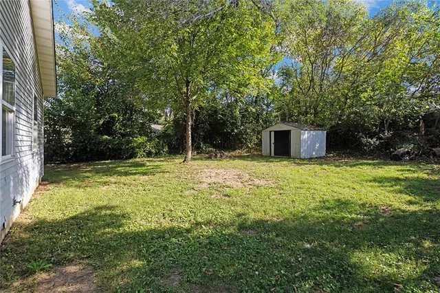 $184,500 | 15103 East Truman Road, Independence, MO 64050