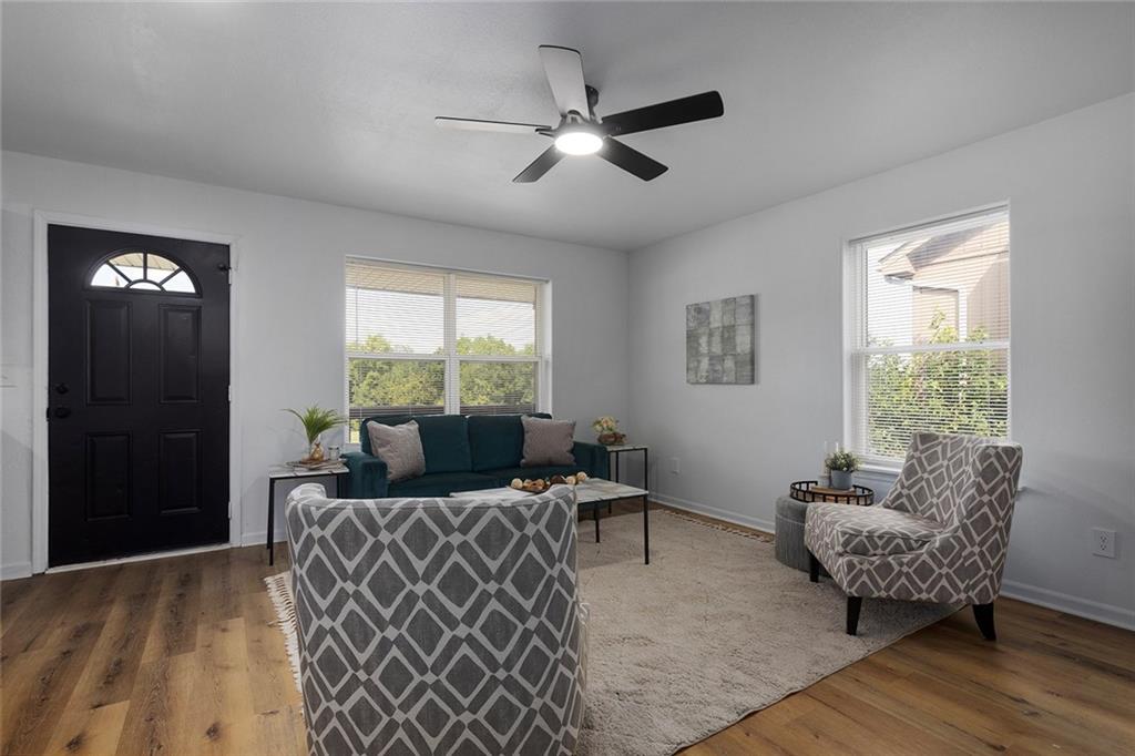 15103 East Truman Road Independence, MO 64050 - Photo 5 of 27