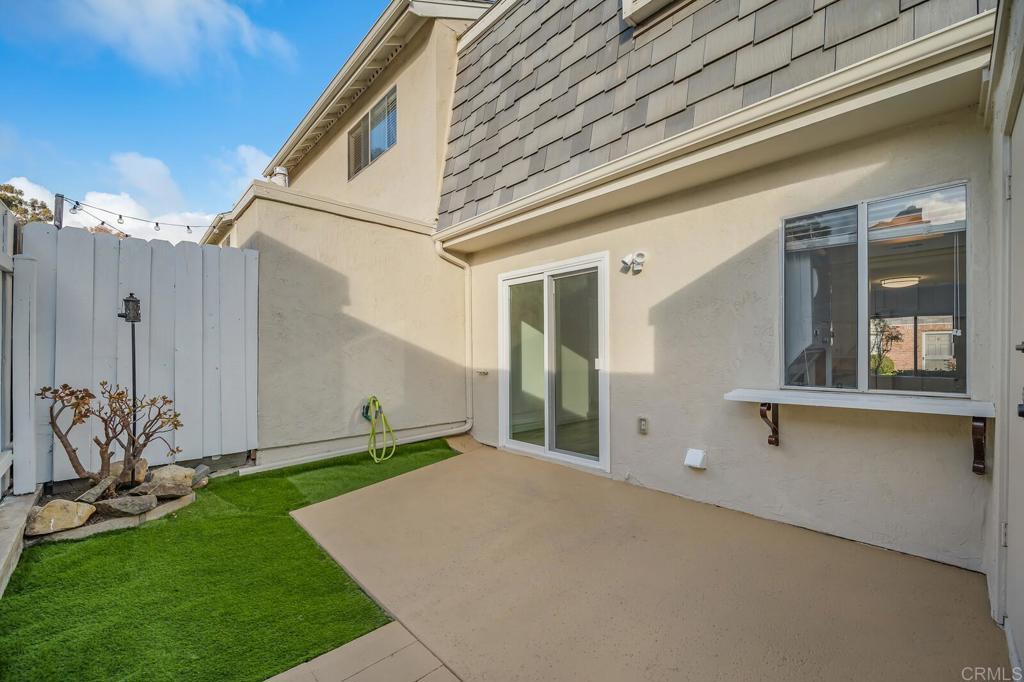 851 Del Mar Downs Road, Unit E Solana Beach, CA 92075 - Photo 18 of 22