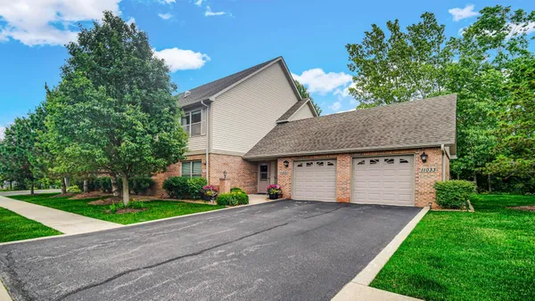 $294,900 | 11031 Beacon Court, St. John, IN 46373