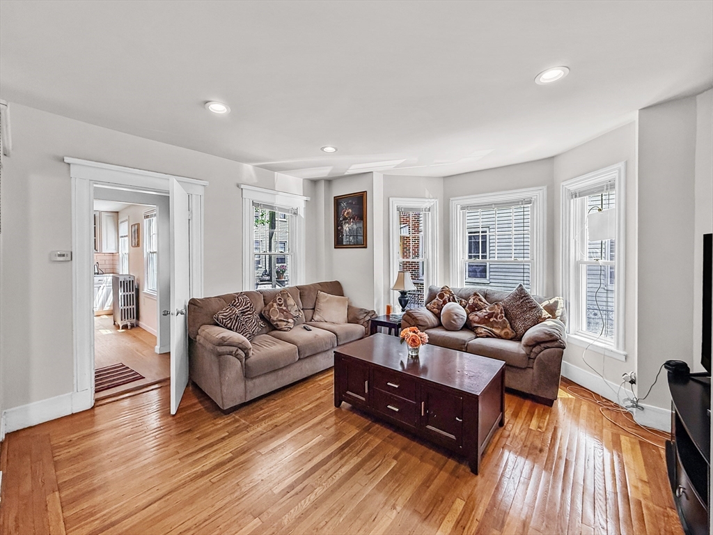 76 Baldwin Avenue Everett, MA 02149 - Photo 7 of 42
