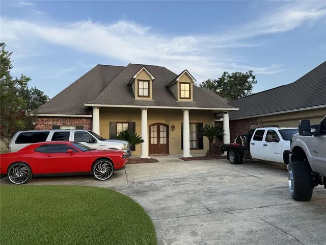 $415,000 | 4747 Evergreen Drive, Port Allen, LA 70767