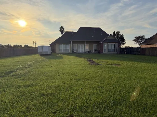 $405,000 | 4747 Evergreen Drive, Port Allen, LA 70767