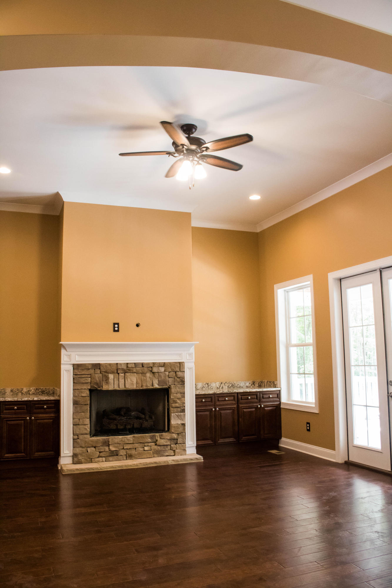 11982 Armstrong Road, Unit 3 Soddy Daisy, TN 37379 - Photo 14 of 33 IMG_7099