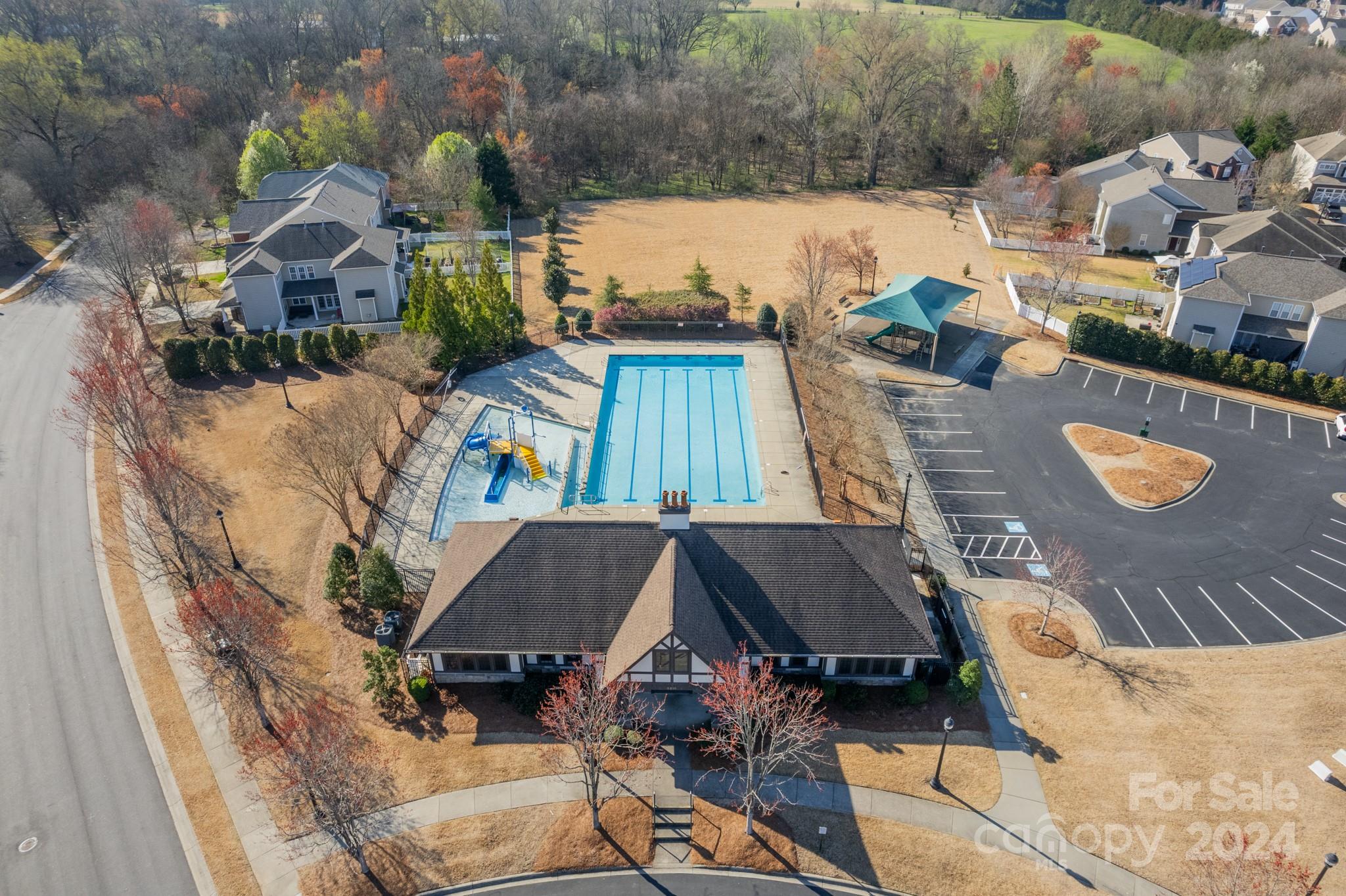 10806 Round Rock Road Charlotte, NC 28277 - Photo 41 of 41 an aerial view of houses with yard