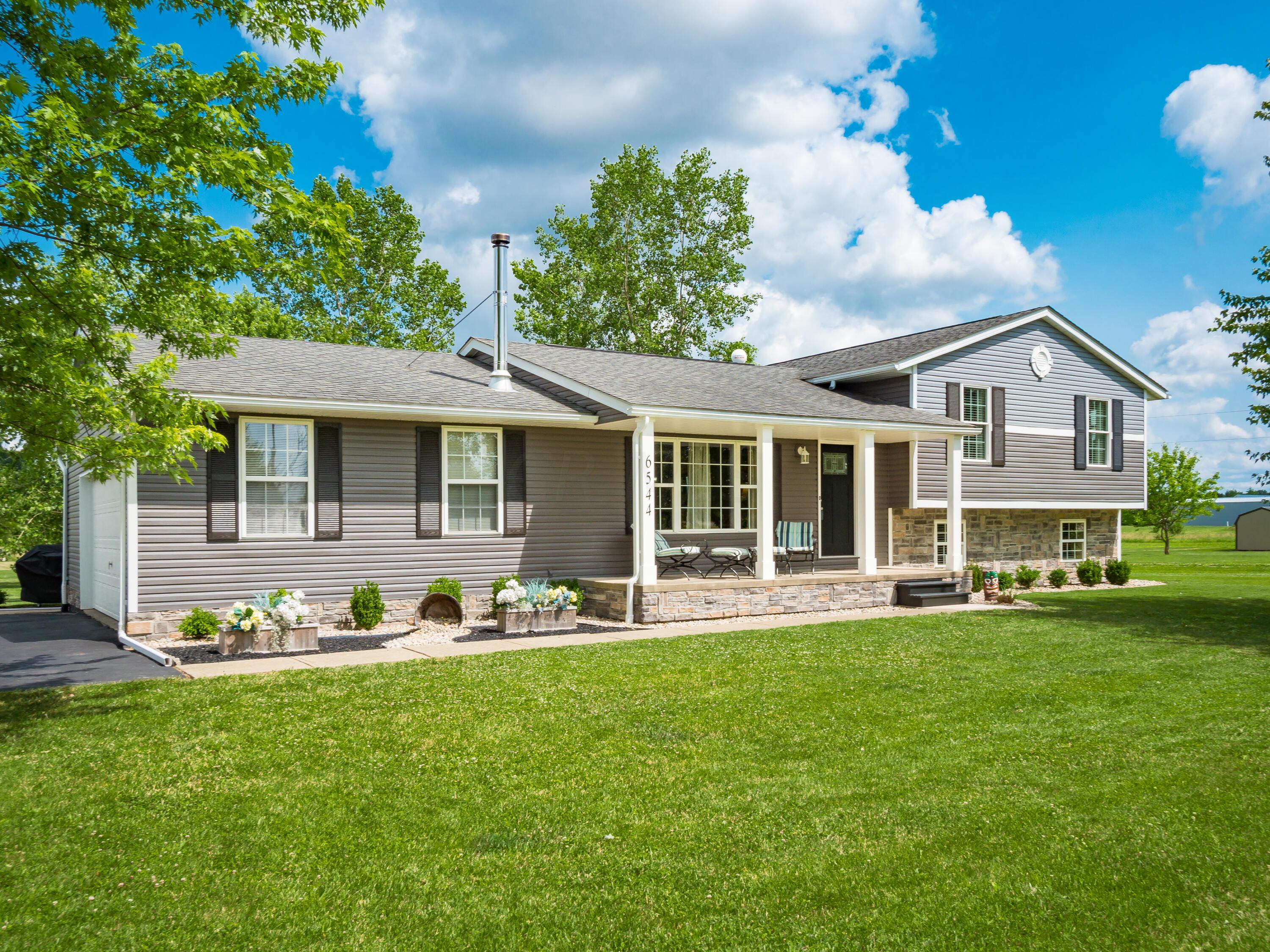 6544 Clark Road Sunbury, OH 43074 - Photo 2 of 36 A_6544_Clark_074