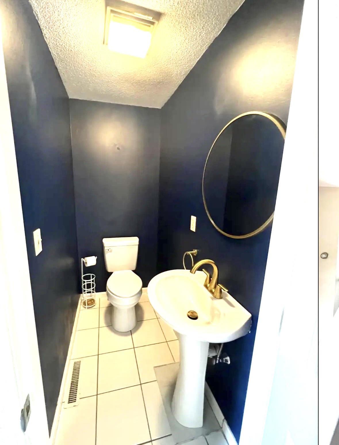 777 Middle Road, Unit 18 Portsmouth, NH 03801 - Photo 7 of 16 Gallery Image 7